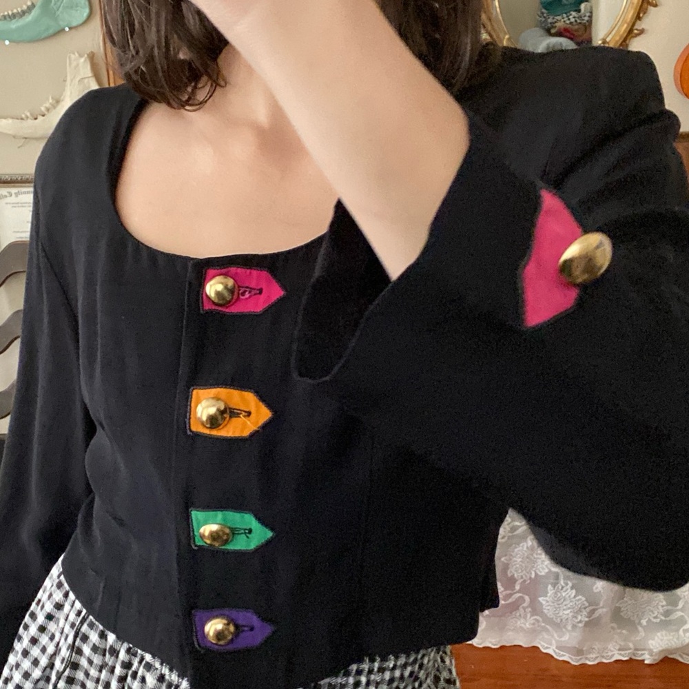 Vintage black cropped blazer with color pop